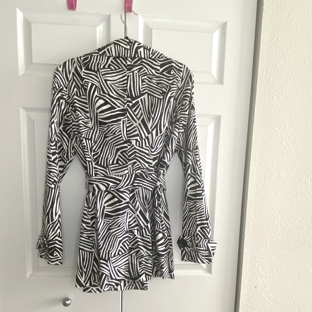 Rue21 XL Blk/Wh Jacket - Picture 3 of 9